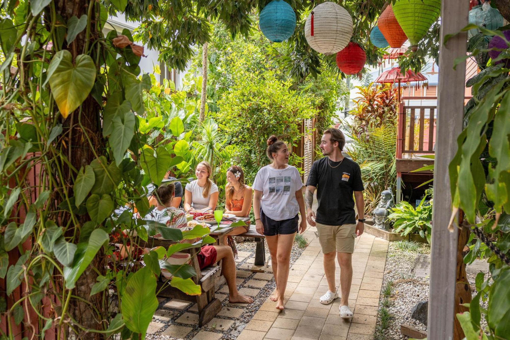 케언스 Travellers Oasis 호스텔 외부 사진
